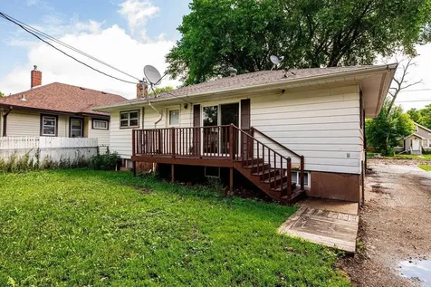 415 10th Street S Moorhead MN 56560