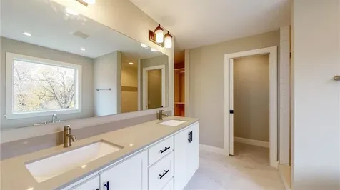 4044 Merriam Road Minnetonka MN 55305