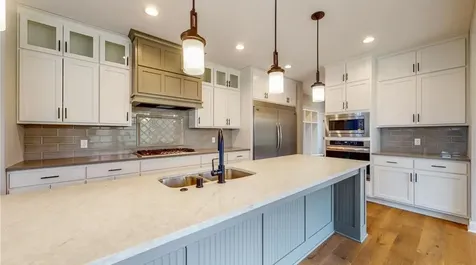 4044 Merriam Road Minnetonka MN 55305