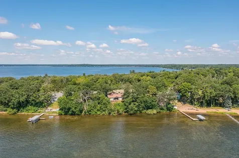 21824 Hillcrest Drive Nisswa MN 56468