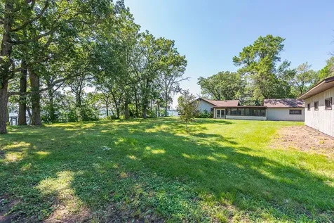 21824 Hillcrest Drive Nisswa MN 56468