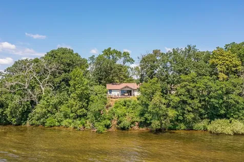 21824 Hillcrest Drive Nisswa MN 56468
