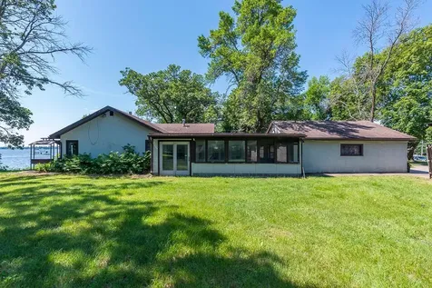 21824 Hillcrest Drive Nisswa MN 56468