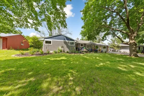 406 Ivanhoe Avenue W Northfield MN 55057