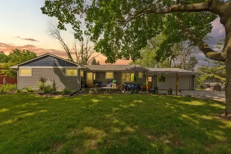 406 Ivanhoe Avenue W Northfield MN 55057