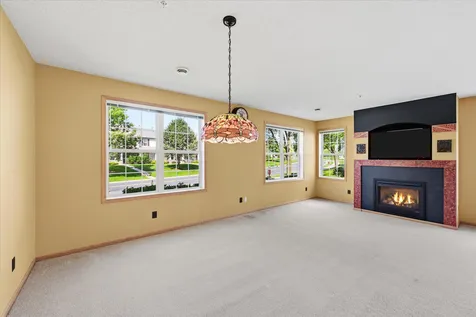 4873 Boatman Lane Inver Grove Heights MN 55076