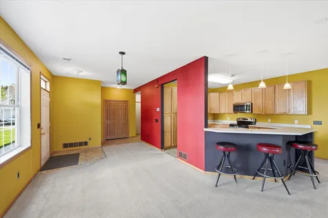 4873 Boatman Lane Inver Grove Heights MN 55076