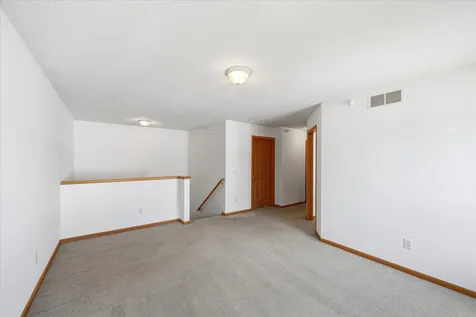 4873 Boatman Lane Inver Grove Heights MN 55076