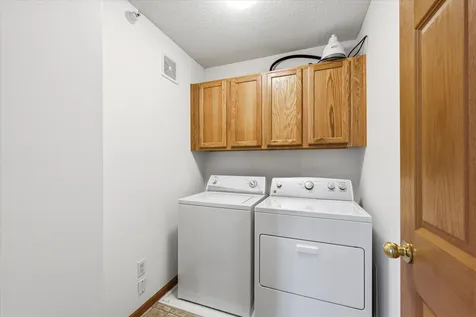 4873 Boatman Lane Inver Grove Heights MN 55076