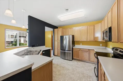 4873 Boatman Lane Inver Grove Heights MN 55076