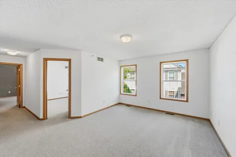 4873 Boatman Lane Inver Grove Heights MN 55076