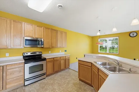 4873 Boatman Lane Inver Grove Heights MN 55076