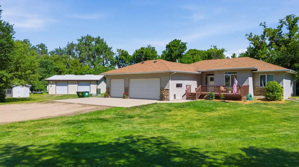 16605 50th Street SE Kindred ND 58051