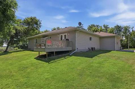 16605 50th Street SE Kindred ND 58051