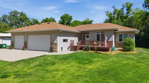 16605 50th Street SE Kindred ND 58051