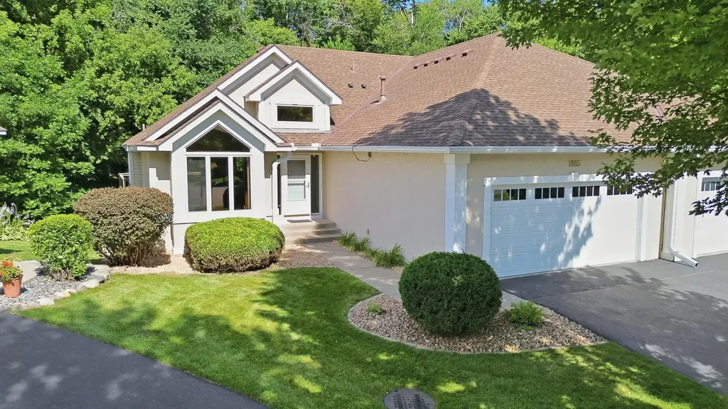 1885 Magnolia Lane N Plymouth MN 55441