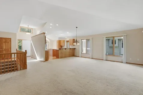 1885 Magnolia Lane N Plymouth MN 55441