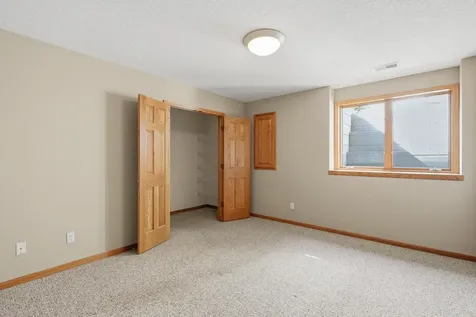 1885 Magnolia Lane N Plymouth MN 55441