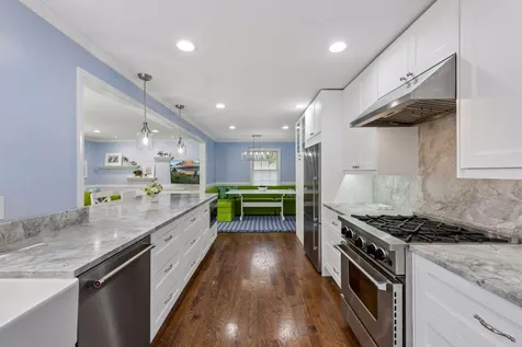 5016 Oxford Avenue Edina MN 55436