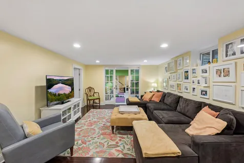 5016 Oxford Avenue Edina MN 55436