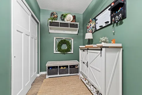 617 Eastgate Parkway Mahtomedi MN 55115