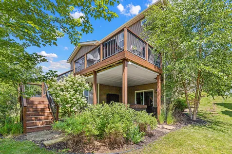 617 Eastgate Parkway Mahtomedi MN 55115