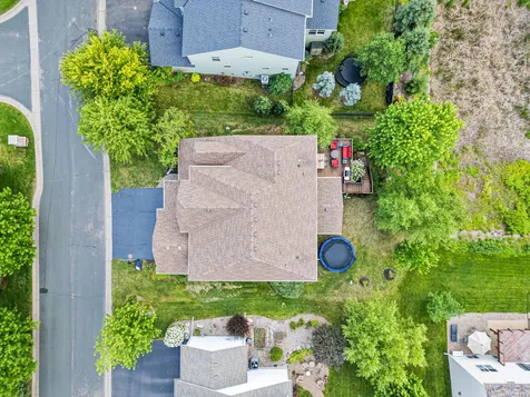 617 Eastgate Parkway Mahtomedi MN 55115