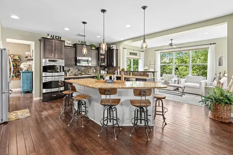 617 Eastgate Parkway Mahtomedi MN 55115