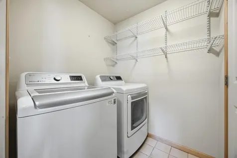 4237 39th Avenue S Fargo ND 58104
