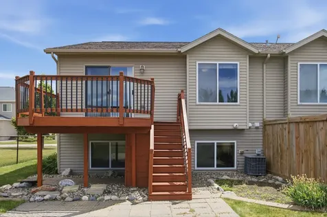 4237 39th Avenue S Fargo ND 58104