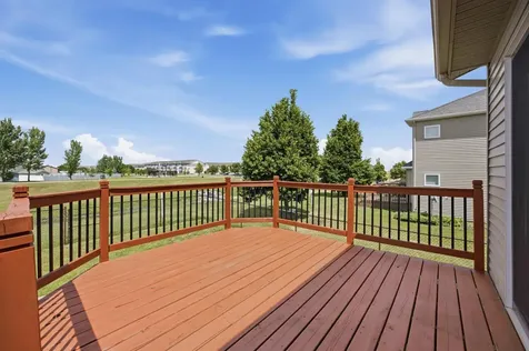 4237 39th Avenue S Fargo ND 58104