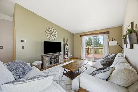 4237 39th Avenue S Fargo ND 58104