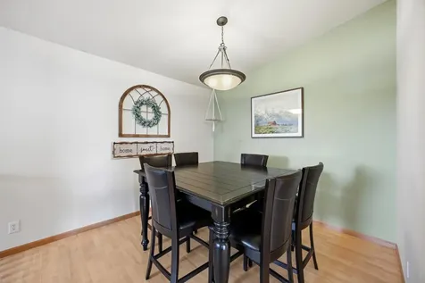 4237 39th Avenue S Fargo ND 58104