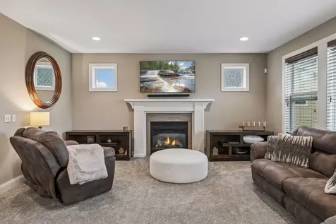 10412 Oregon Avenue N Brooklyn Park MN 55445