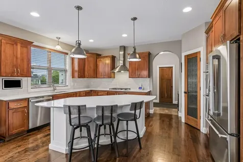 10412 Oregon Avenue N Brooklyn Park MN 55445