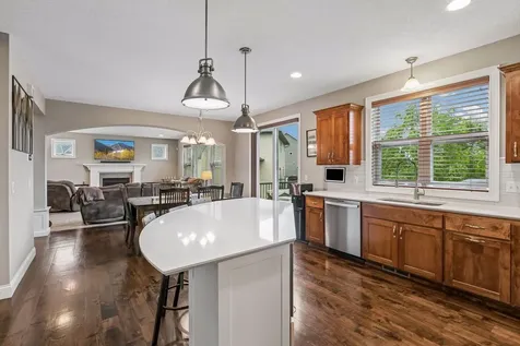 10412 Oregon Avenue N Brooklyn Park MN 55445