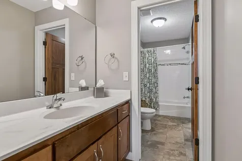 10412 Oregon Avenue N Brooklyn Park MN 55445