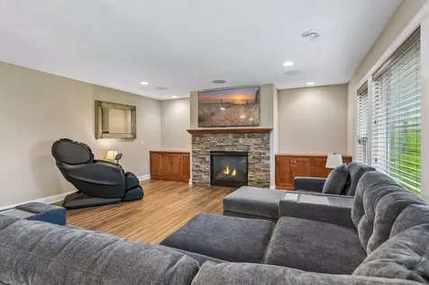 10412 Oregon Avenue N Brooklyn Park MN 55445