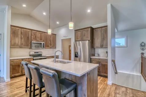 6779 Ashwood Loop S Fargo ND 58104