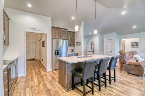 6779 Ashwood Loop S Fargo ND 58104