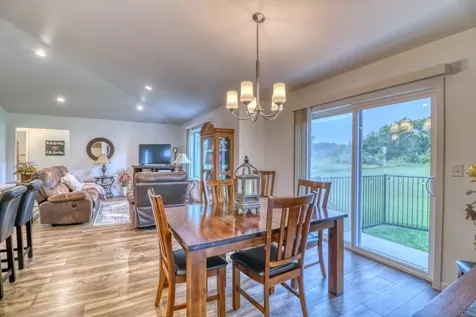 6779 Ashwood Loop S Fargo ND 58104