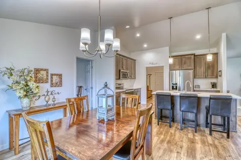 6779 Ashwood Loop S Fargo ND 58104