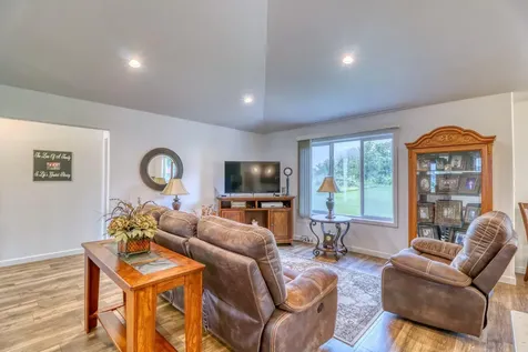 6779 Ashwood Loop S Fargo ND 58104