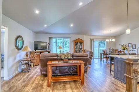 6779 Ashwood Loop S Fargo ND 58104