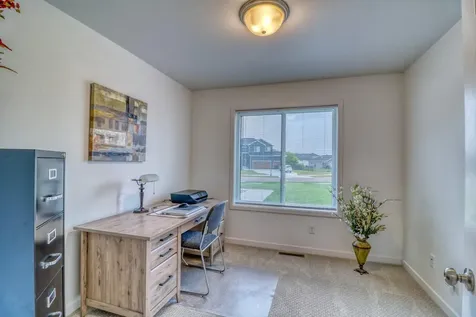 6779 Ashwood Loop S Fargo ND 58104