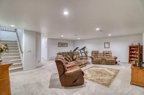 6779 Ashwood Loop S Fargo ND 58104