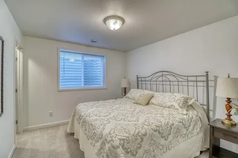 6779 Ashwood Loop S Fargo ND 58104