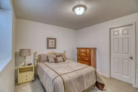 6779 Ashwood Loop S Fargo ND 58104