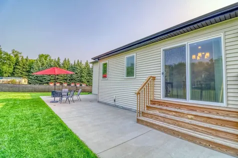 6779 Ashwood Loop S Fargo ND 58104