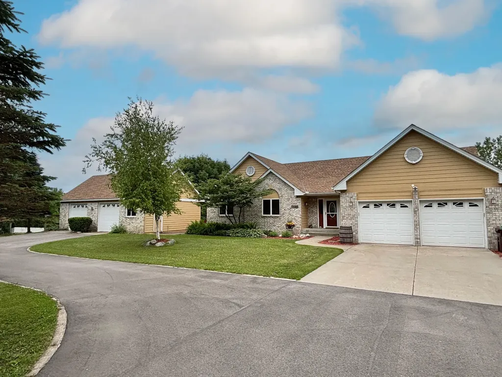 7645 84th Avenue N Greenfield MN 55373